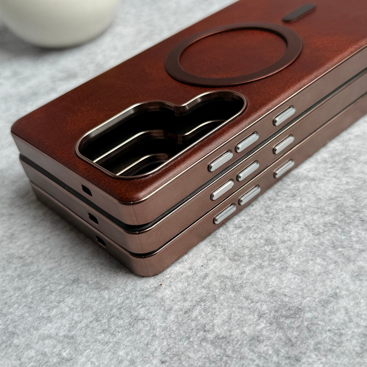 Samsung Galaxy S24 Ultra Metallic Textured Leather MagSafe Ring Case Cover