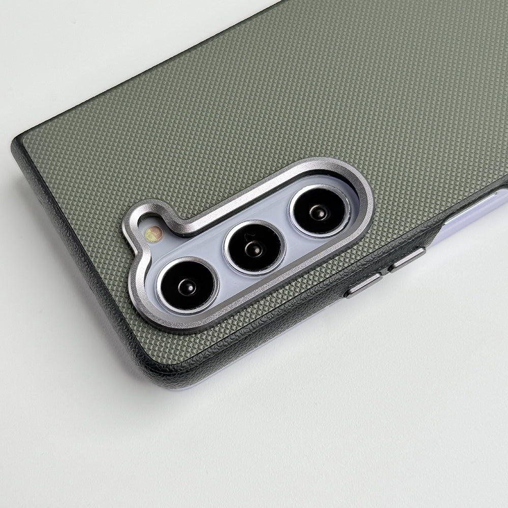 Samsung Galaxy Z Fold 6 Dotted Texture Cover
