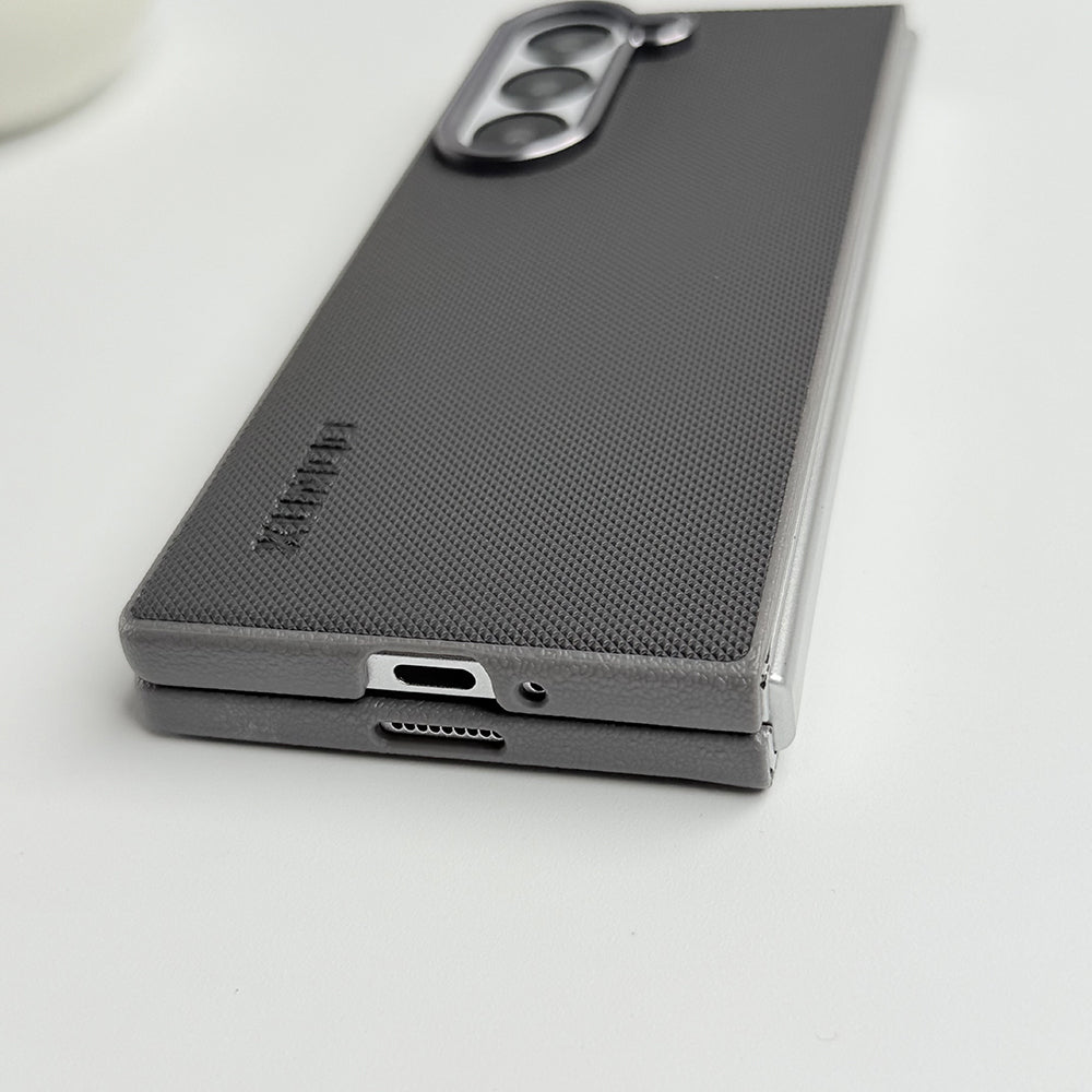 Samsung Galaxy Z Fold 6 Dotted Texture Cover
