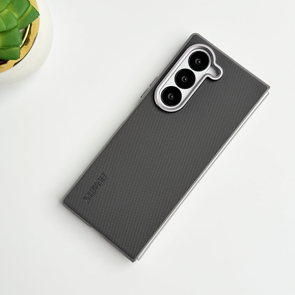 Samsung Galaxy Z Fold 6 Dotted Texture Cover