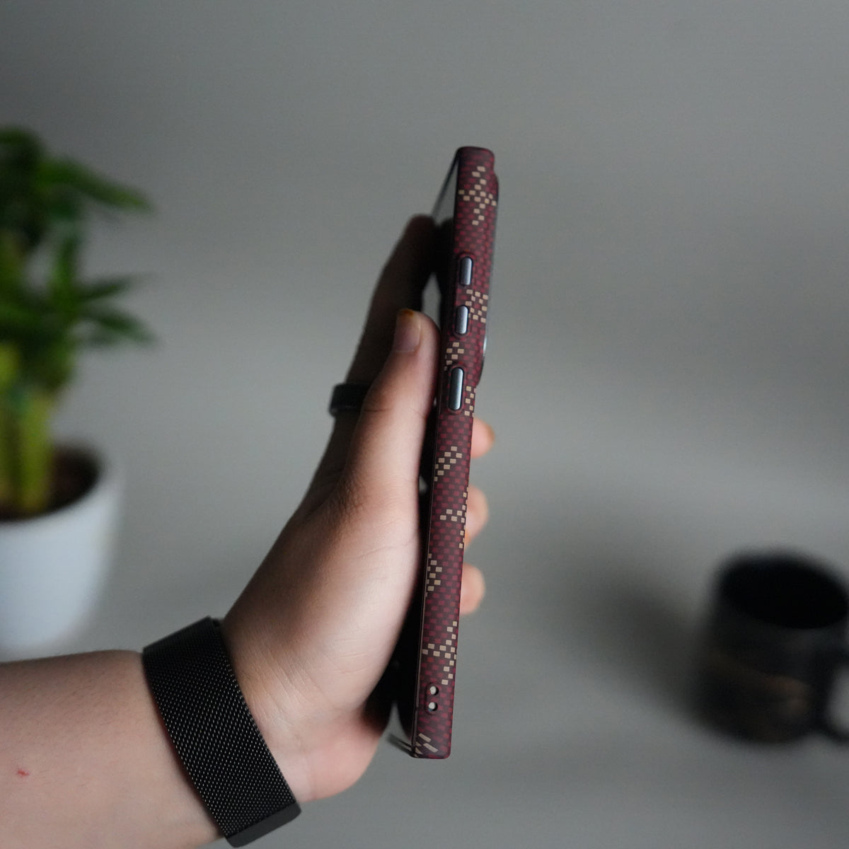 Galaxy S24 Ultra Aramid Fiber Case | Slim Magnetic Charging Ring Cover | Maroon