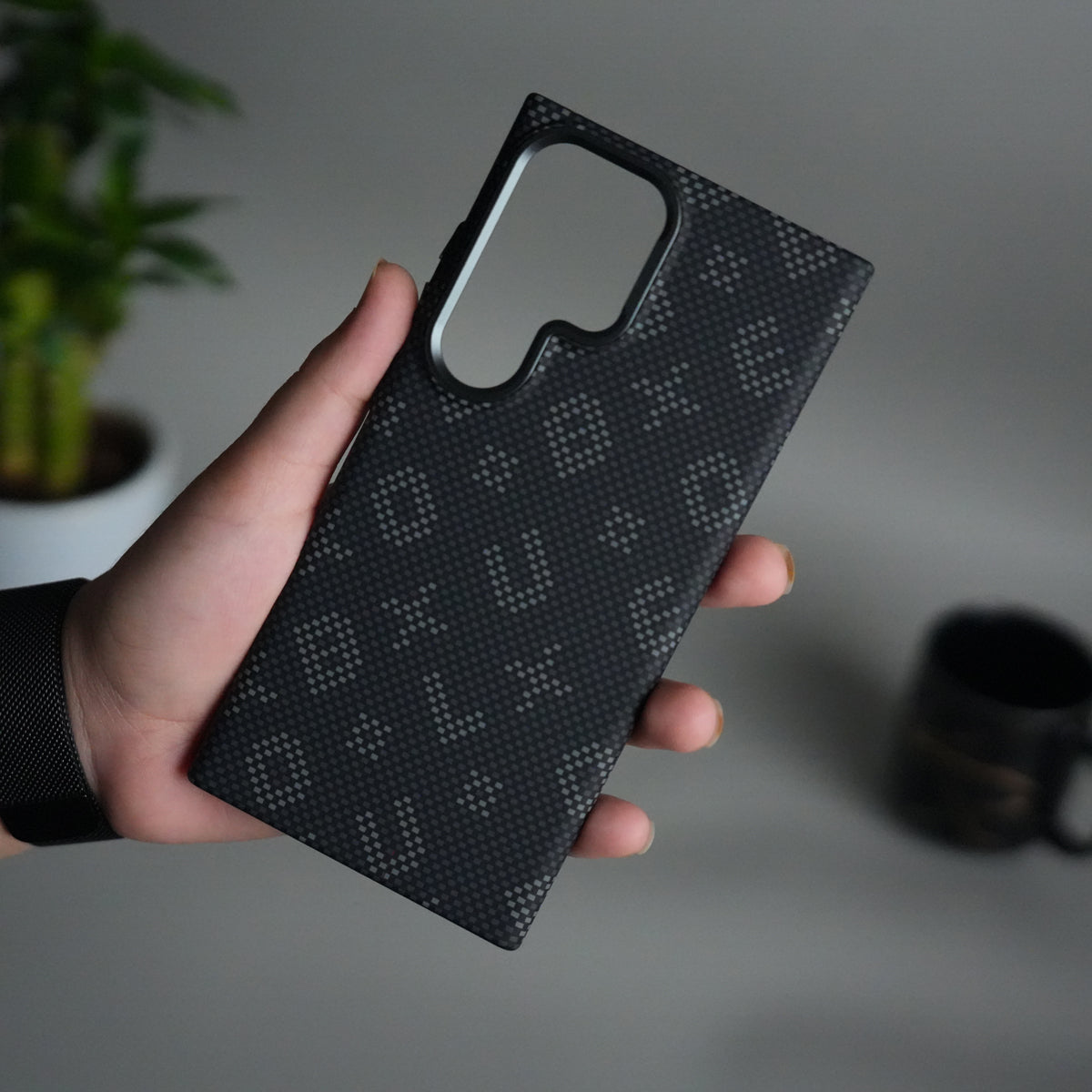 Galaxy S25 Ultra Aramid Fiber Case | Slim Magnetic Charging Ring Cover | Black