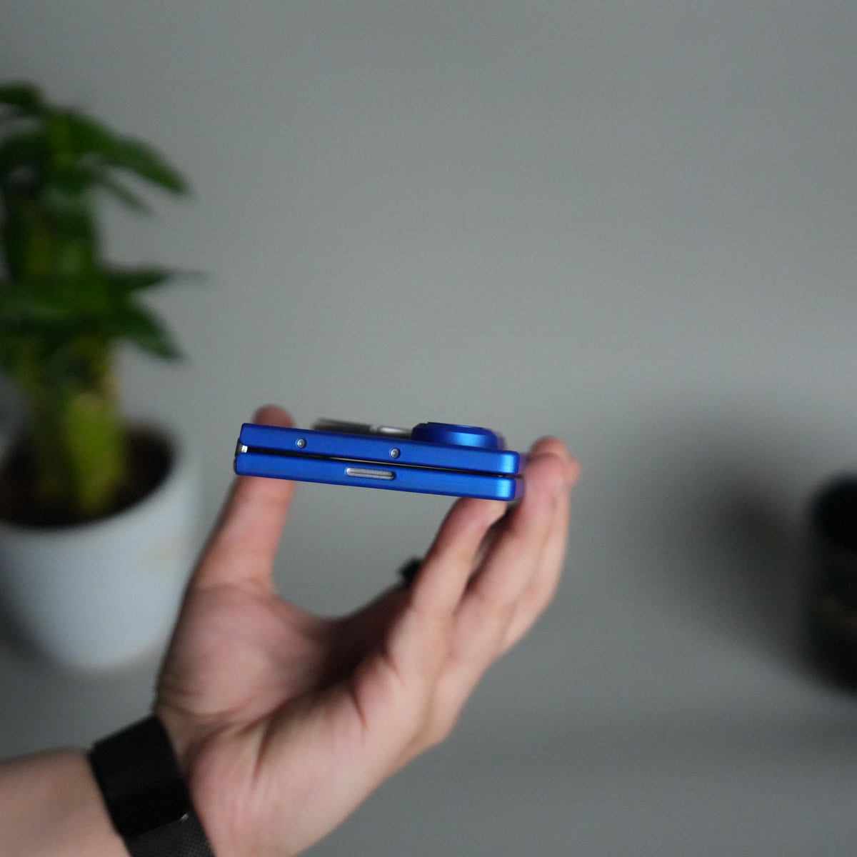 Galaxy Z Fold 7 Metal Ring Kickstand Case with Front Glass | Matte Hard Back Cover | BLUE