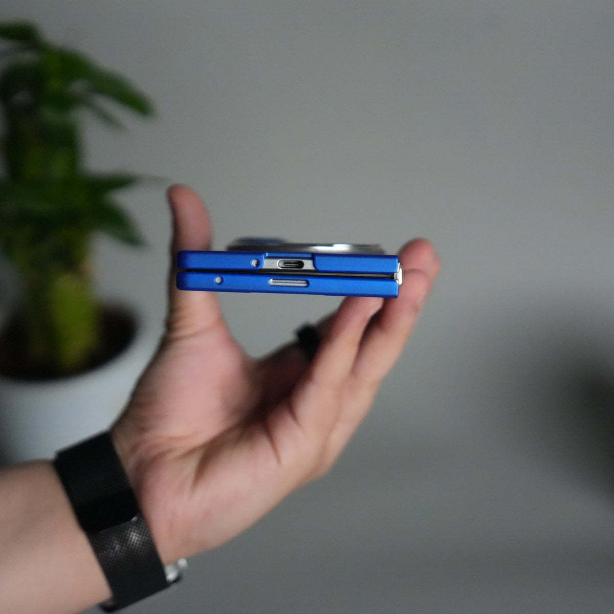 Galaxy Z Fold 7 Metal Ring Kickstand Case with Front Glass | Matte Hard Back Cover | BLUE