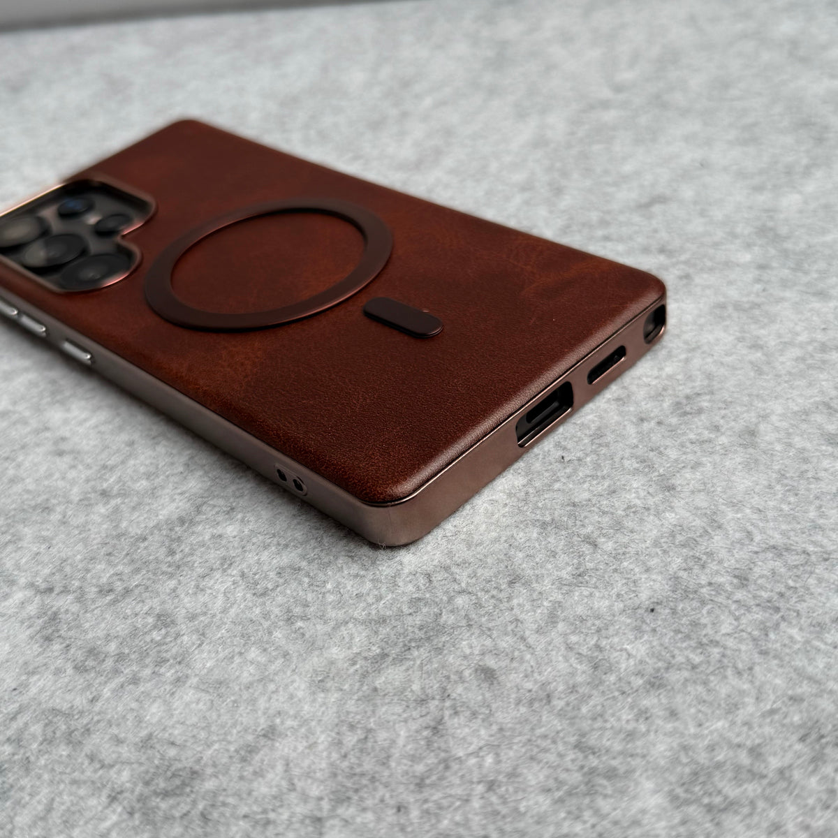 Samsung Galaxy S24 Ultra Metallic Textured Leather MagSafe Ring Case Cover