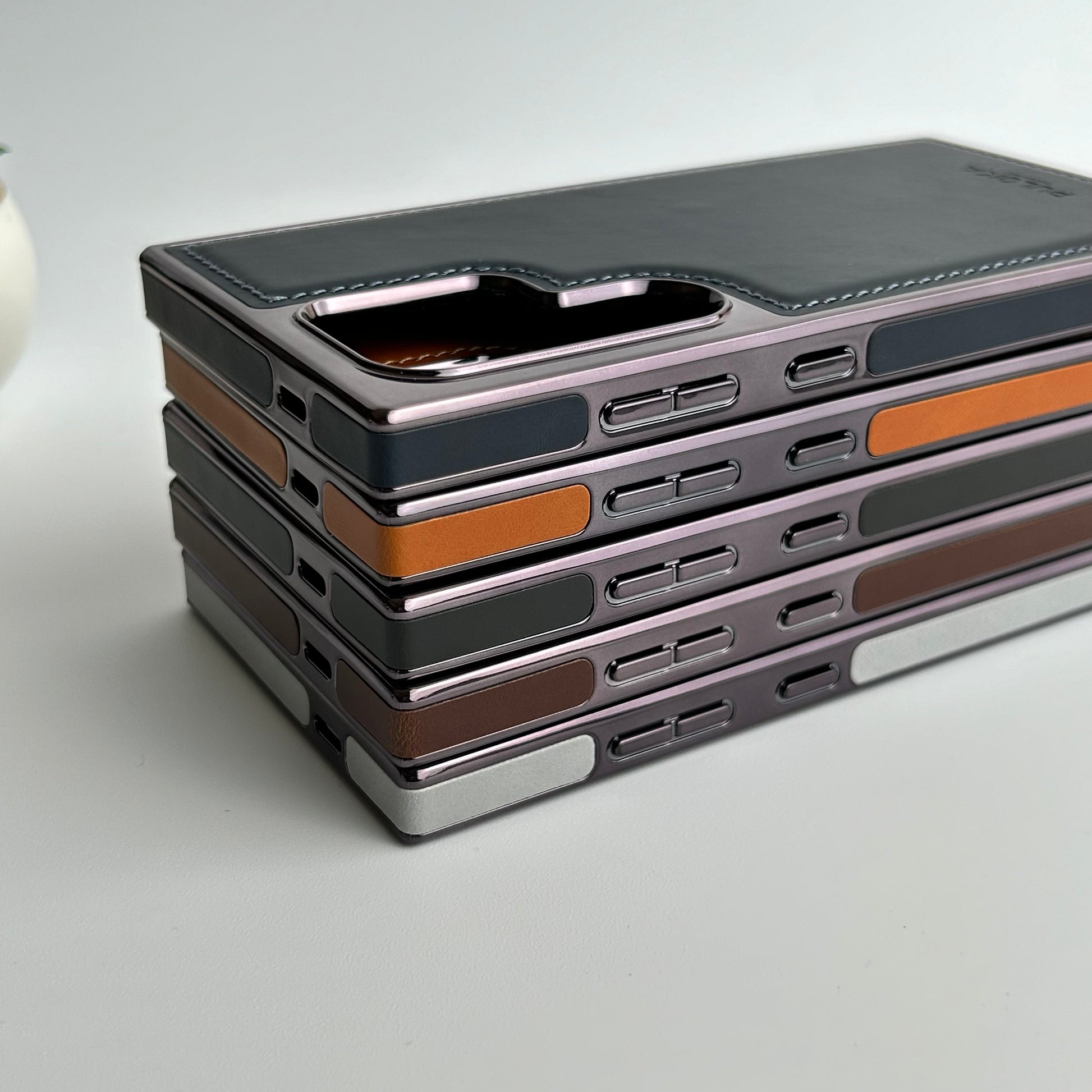 Samsung Galaxy S24 Ultra PU Leather Side Chrome Case Cover