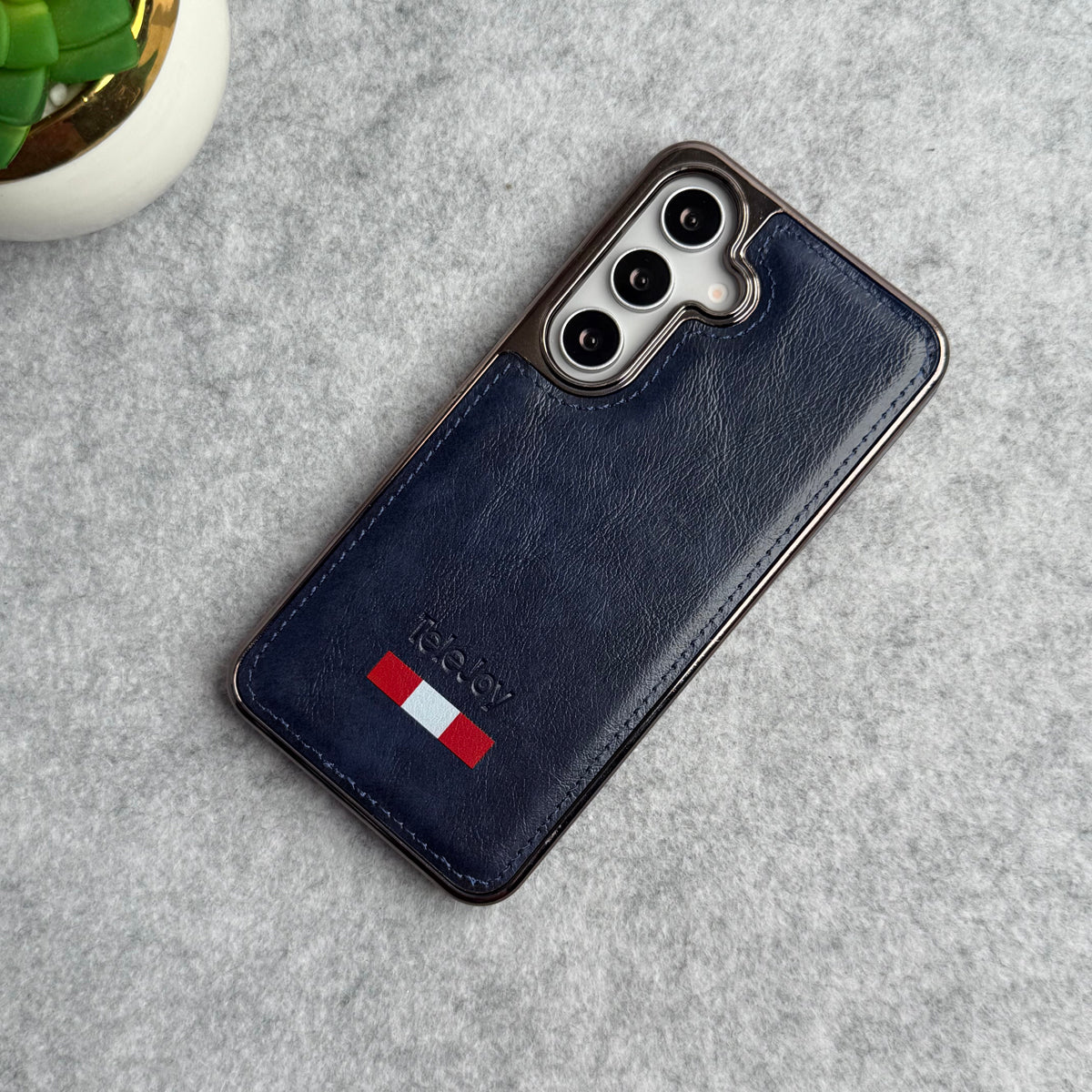 Samsung Galaxy S25 Textured PU Leather Side Chrome Case Cover