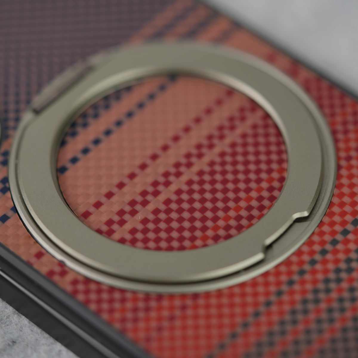 Samsung Galaxy S25 Ultra Aramid Fiber Metal Case With Rotating Stand