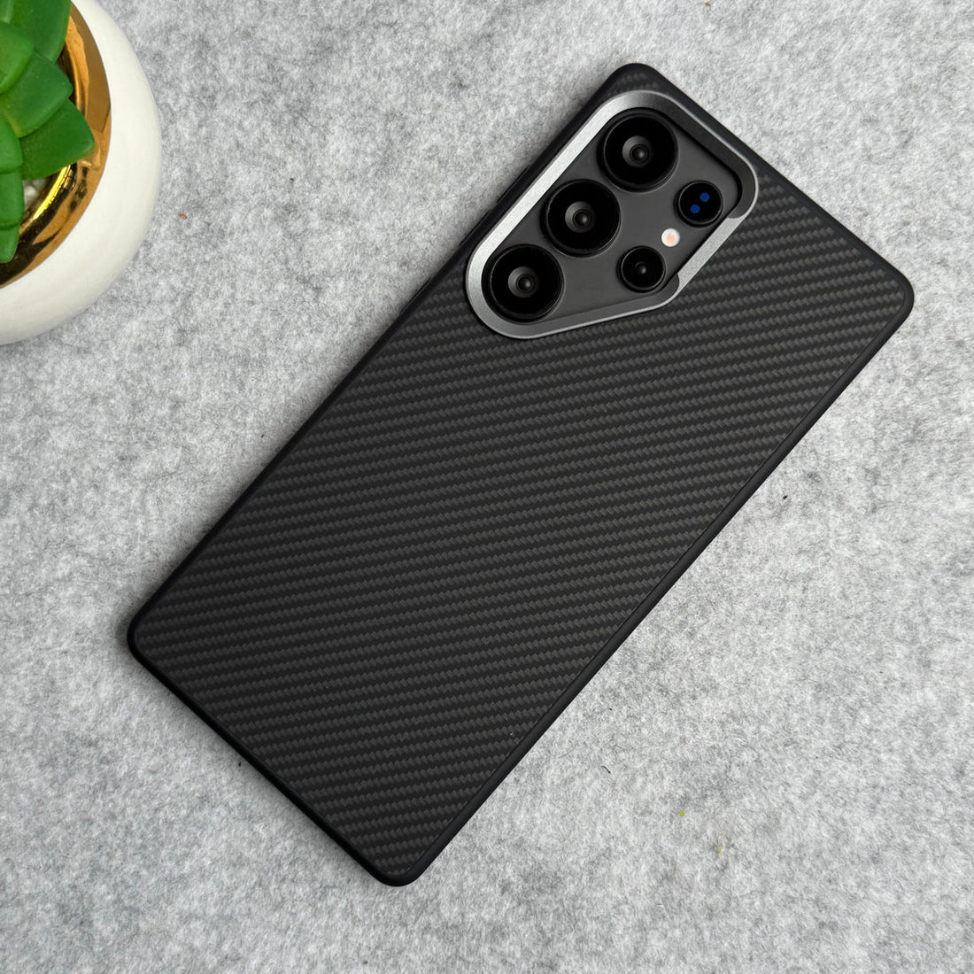 Samsung Galaxy S25 Ultra Carbon Fiber Design Case