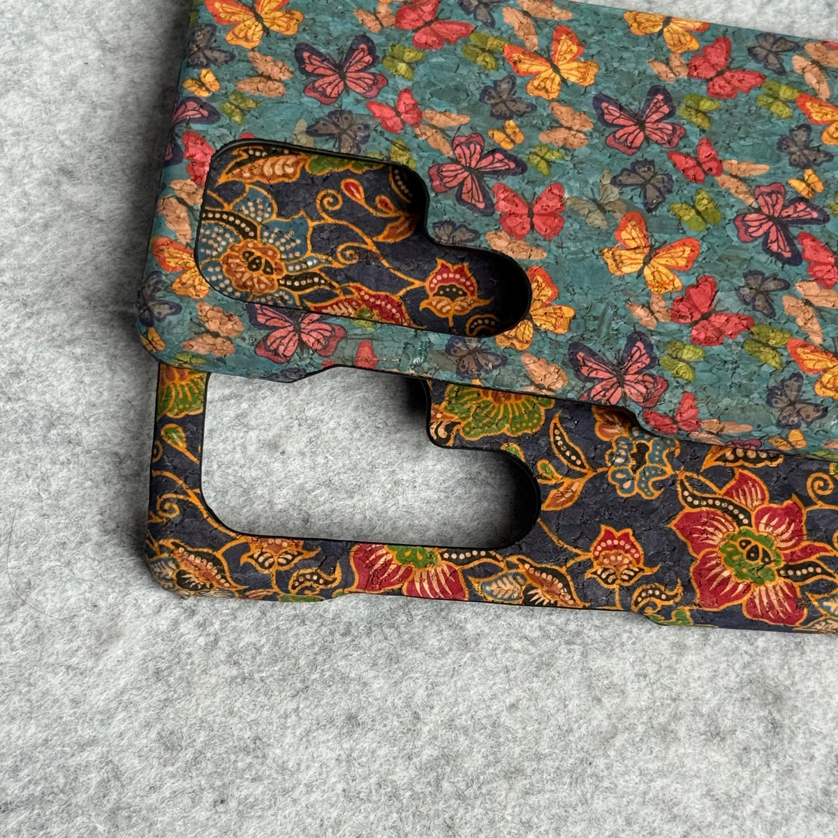 Samsung Galaxy S25 Ultra GG Floral and Butterfly Painted Back Cover