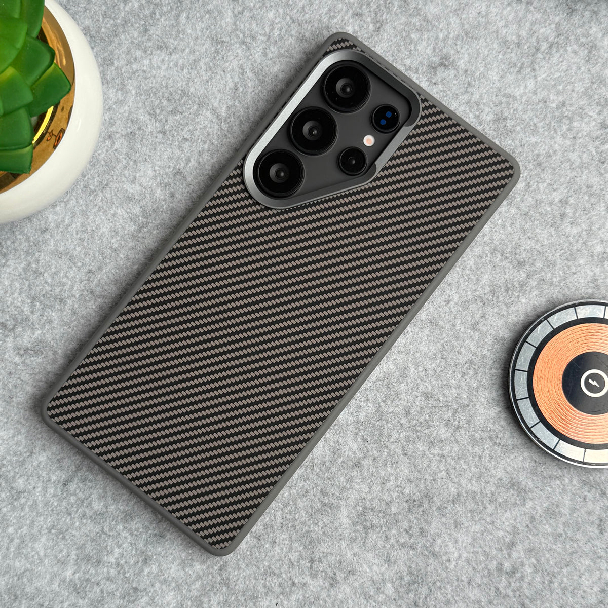 Samsung Galaxy S Series Metal Camera Ring Carbon Fiber Design MagSafe Cover