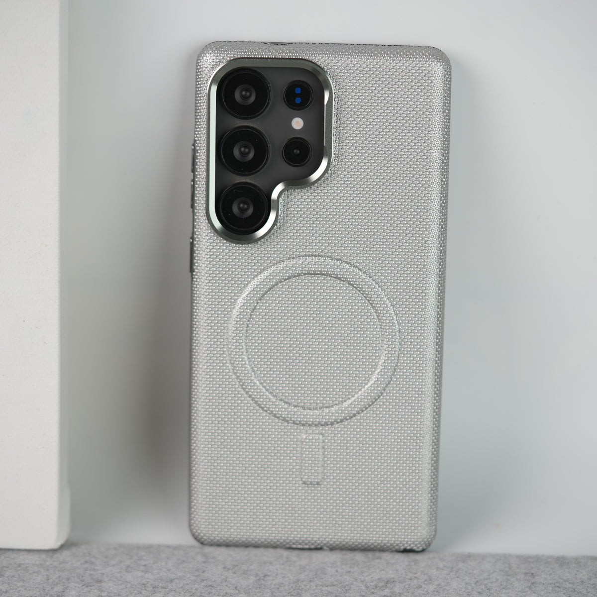 Samsung Galaxy Ultra Series Shiny Dotted MagSafe Cover With Metal Camera Bump