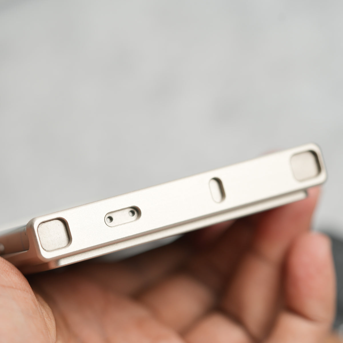 Samsung Galaxy Ultra series Metallic Wood Leather AeroFLex Aluminium  Case With Rotating Stand