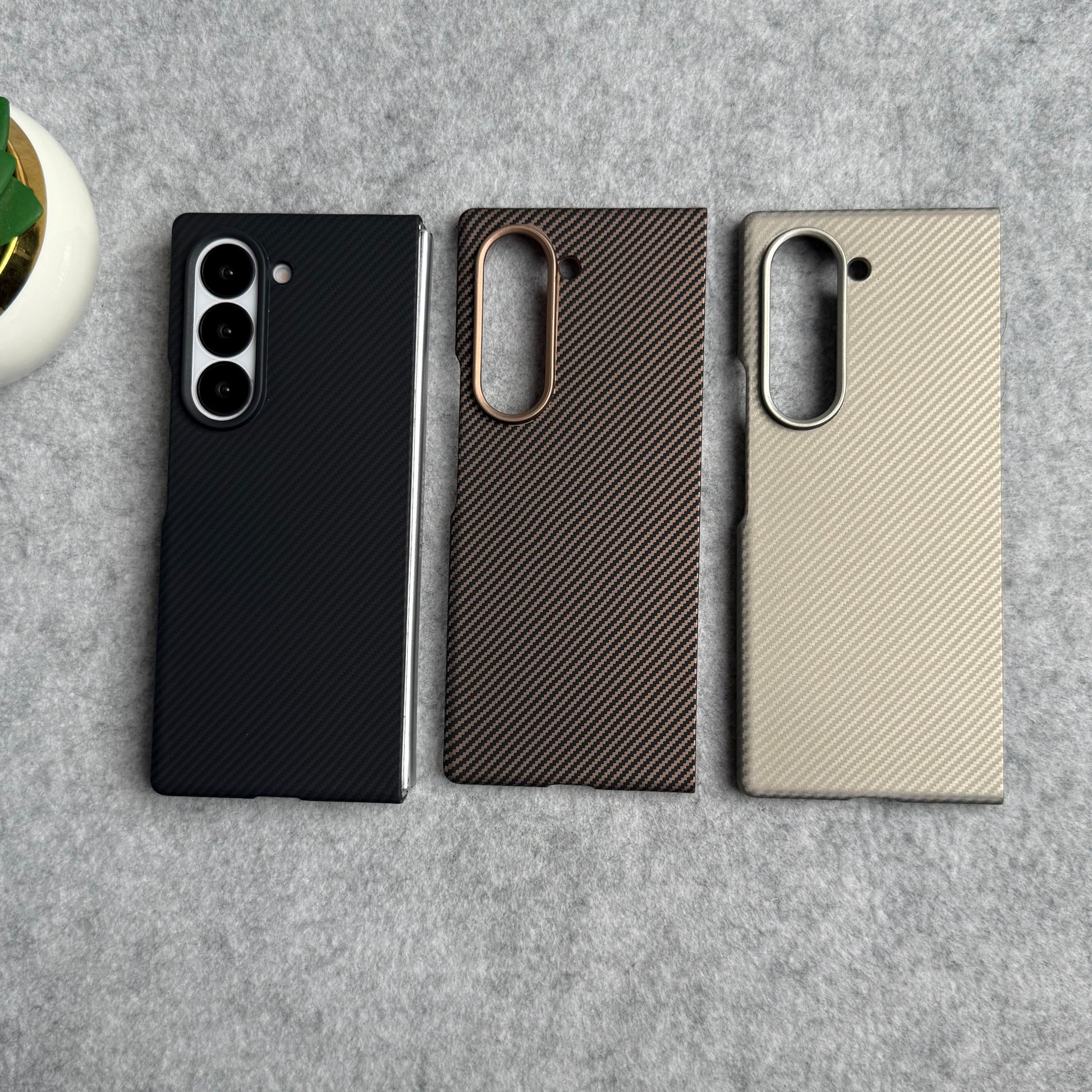 Samsung Galaxy Z Fold 6 Small Carbon Line Pattern Case Cover