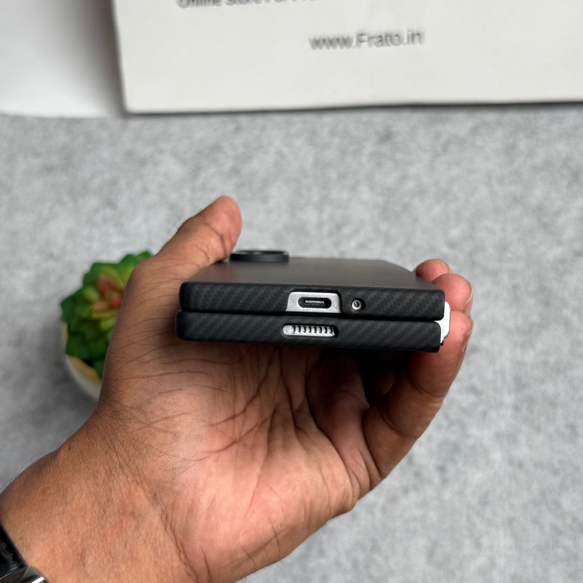 Samsung Galaxy Z Fold 6 Small Carbon Line Pattern Case Cover