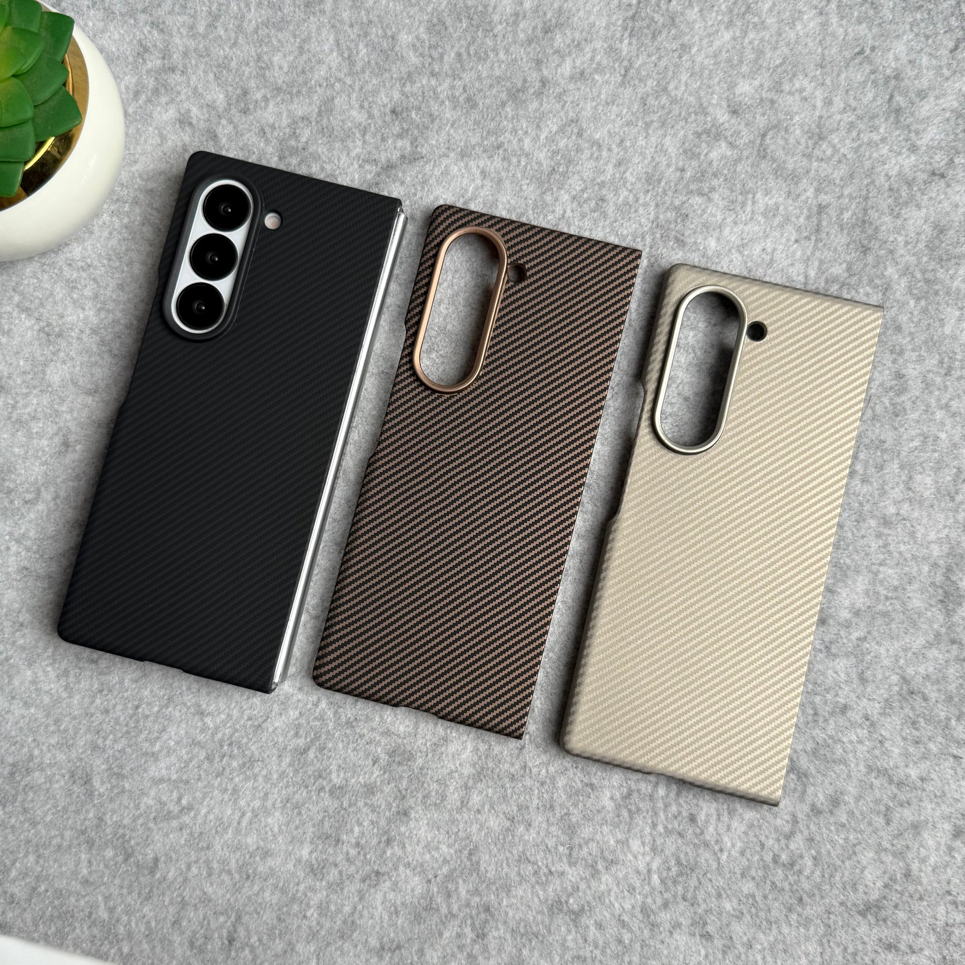 Samsung Galaxy Z Fold 6 Small Carbon Line Pattern Case Cover