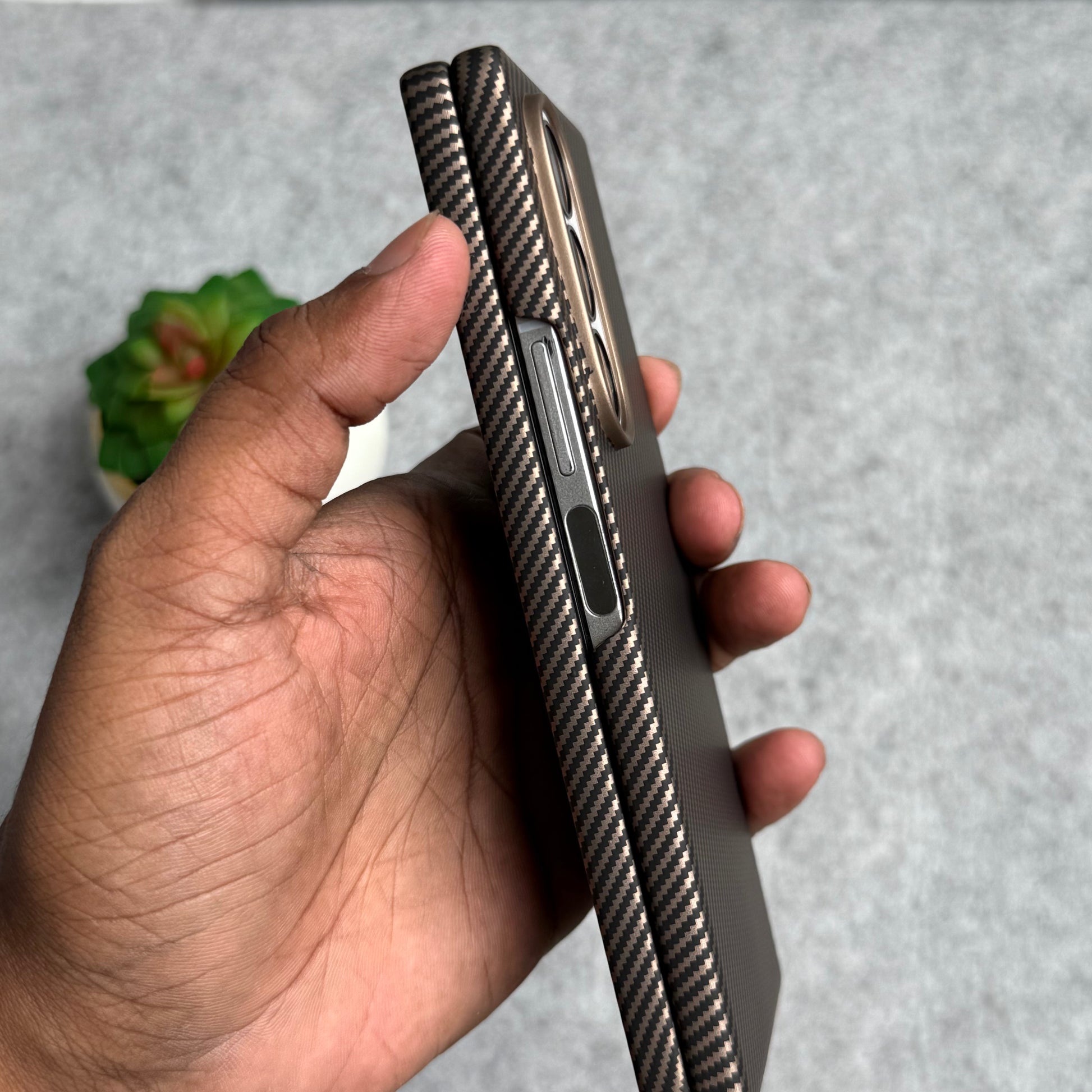 Samsung Galaxy Z Fold 6 Small Carbon Line Pattern Case Cover