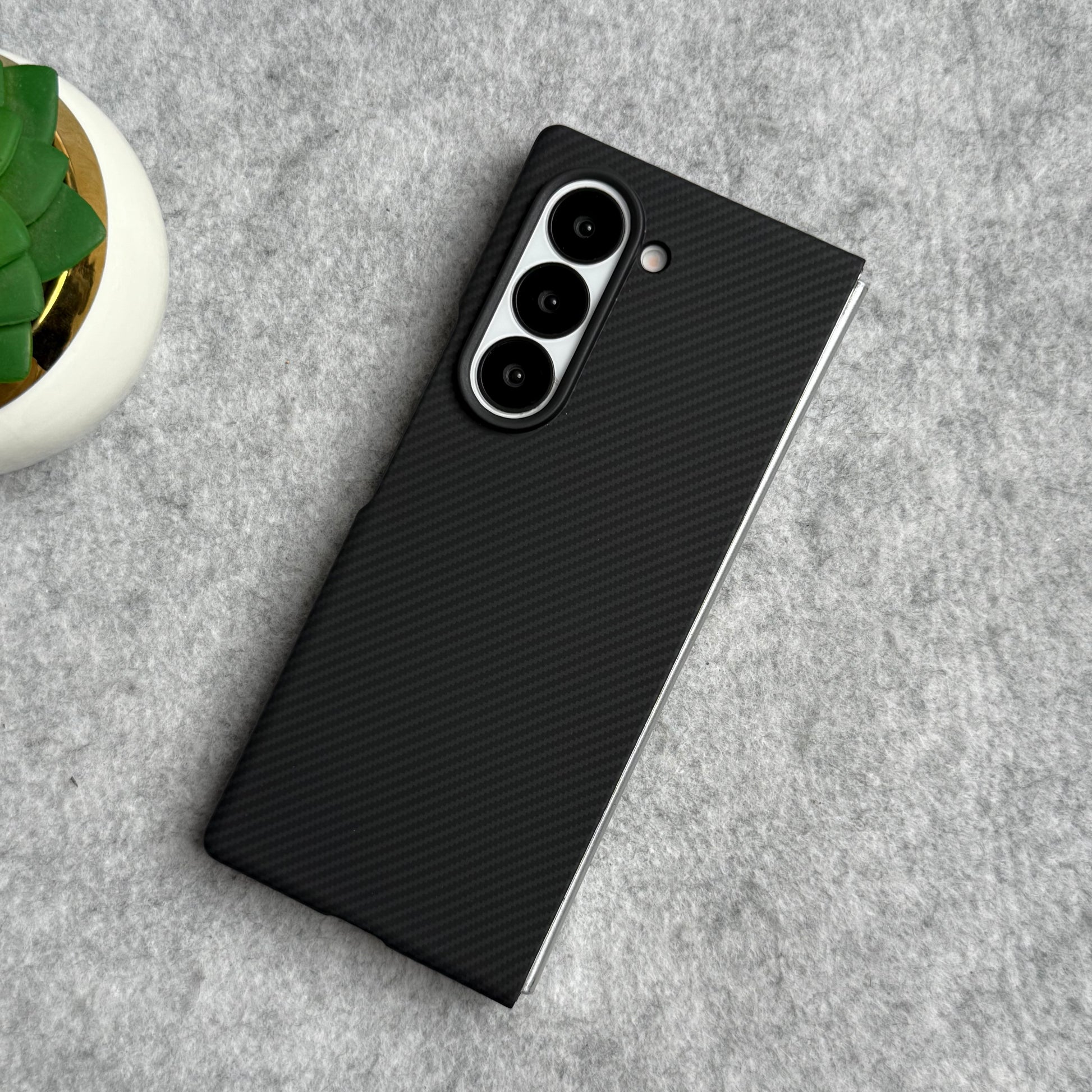 Samsung Galaxy Z Fold 6 Small Carbon Line Pattern Case Cover