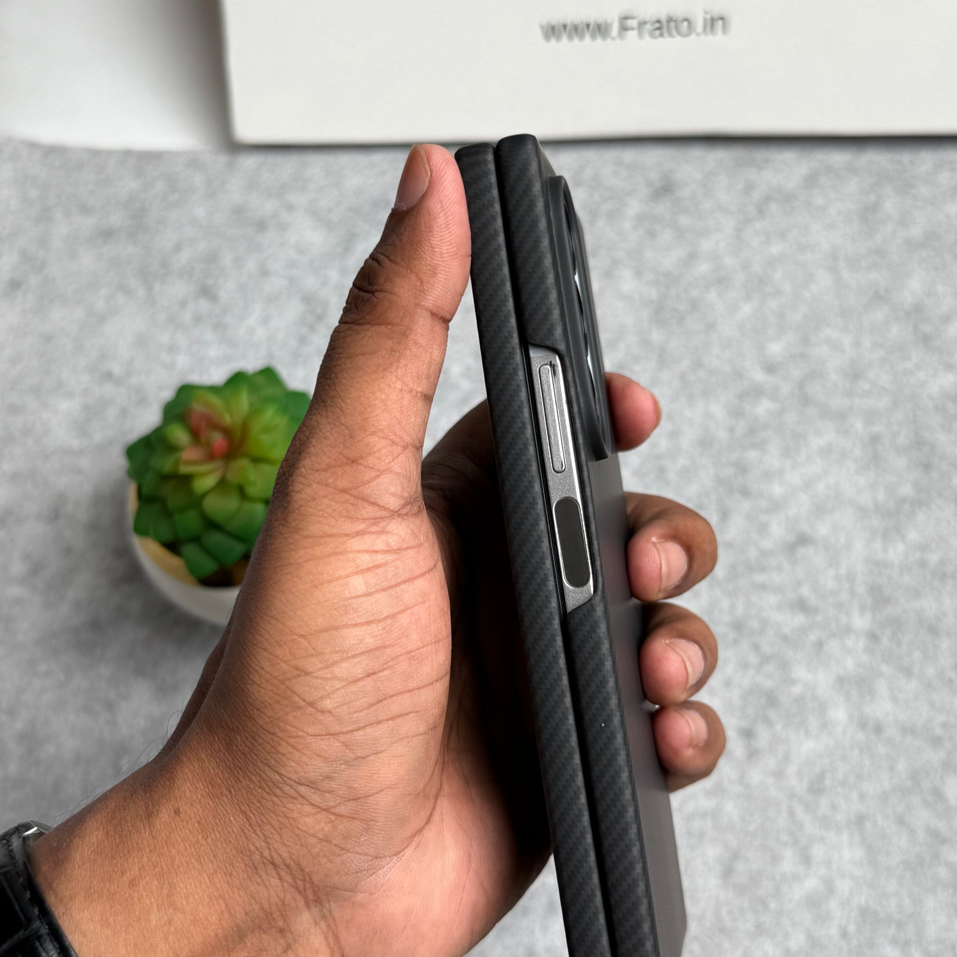 Samsung Galaxy Z Fold 6 Small Carbon Line Pattern Case Cover