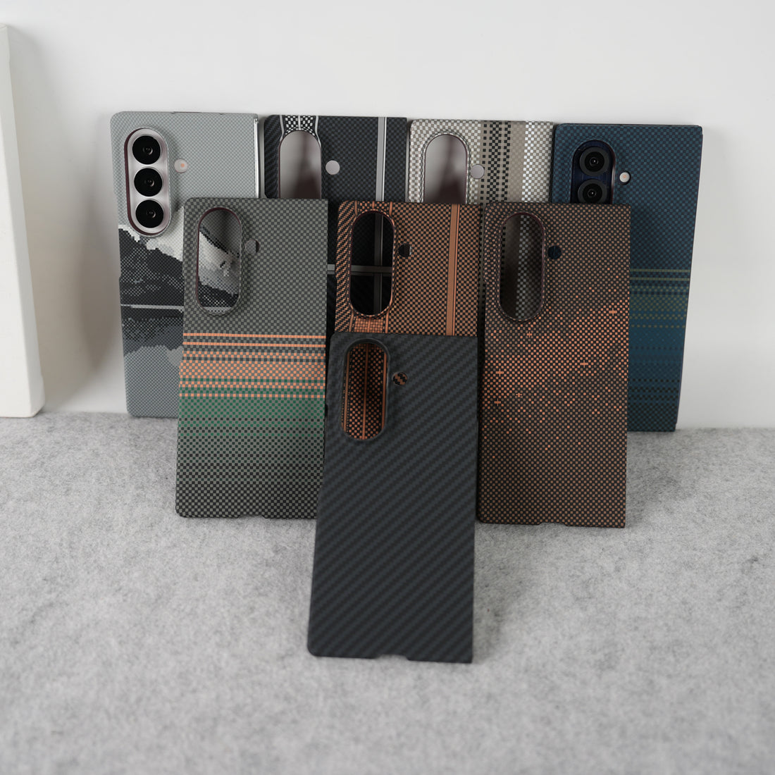 Samsung Galaxy Z Fold 7 Carbon Fiber Texture Aramid Design Hard Pc MagSafe Case Cover