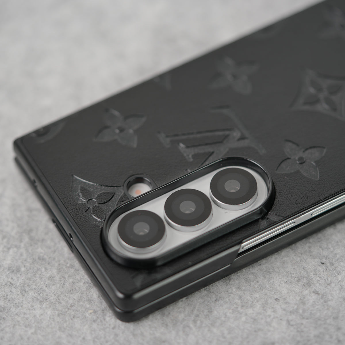 Samsung Galaxy Z Fold 7 Luxury PU Leather Fashion Brand Case Cover