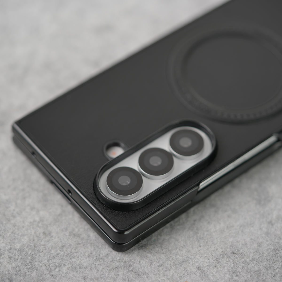 Samsung Galaxy Z Fold 7 PU Leather Strong Magnetic Ring Cover