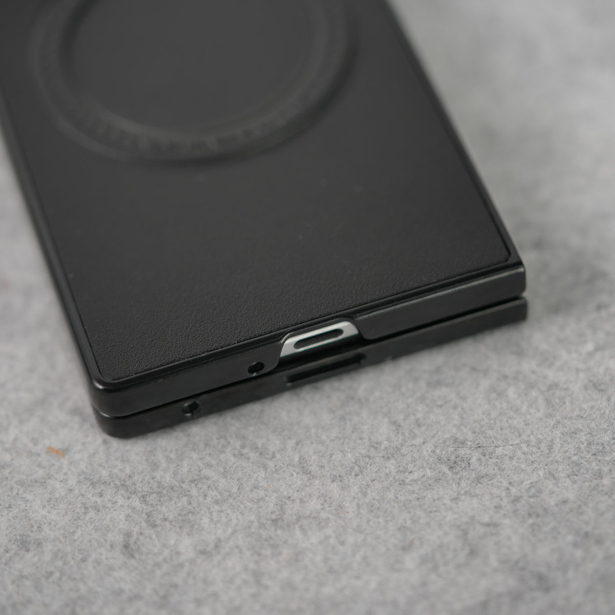 Samsung Galaxy Z Fold 7 PU Leather Strong Magnetic Ring Cover