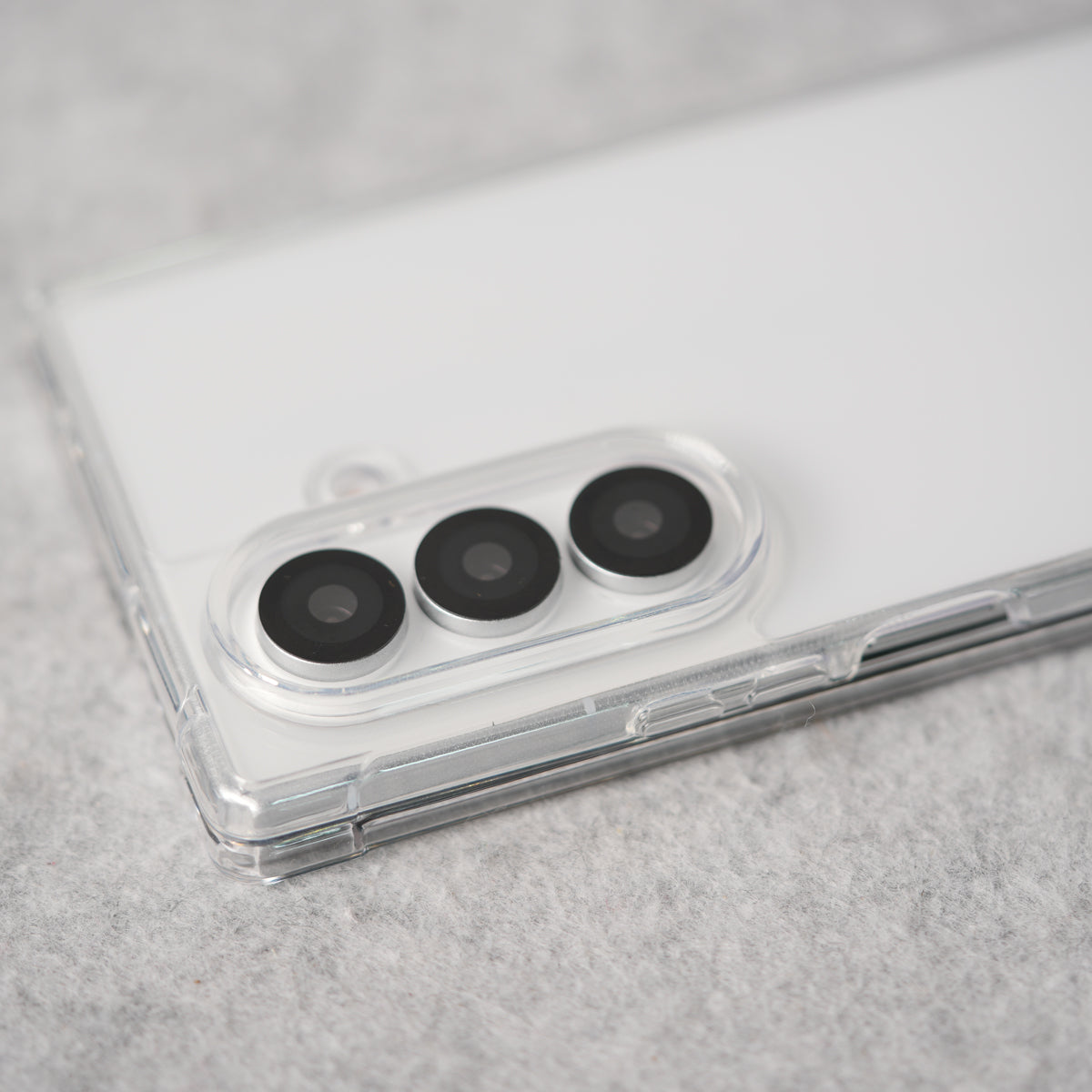 Samsung Galaxy Z Fold 7 Sleek Transparent Case Cover