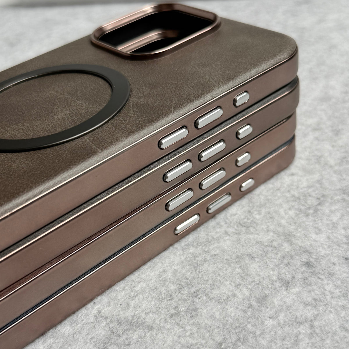 iPhone 15 Pro Metallic Textured Leather MagSafe Ring Case Cover