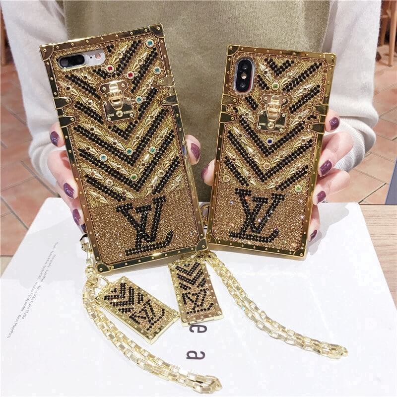 iPhone 15 Series Luxury Diamond Bling Golden Trunk Phone Case