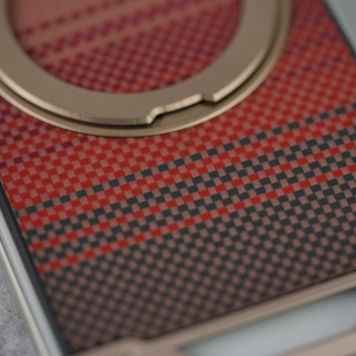 iPhone 16 Series Aramid Fiber Metal Case With Rotating Stand Desert Titanium