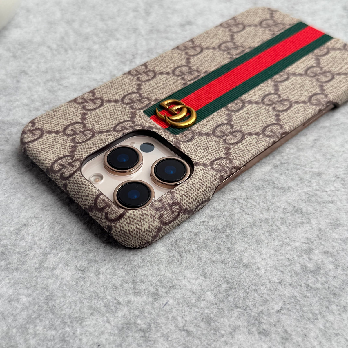 iPhone 16 Series GG Fashion Green Red Stripe Cover