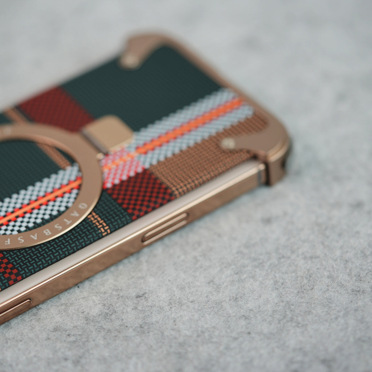 iPhone 16 Series Kevlar Fiber Texture Frameless Metal Kickstand Case